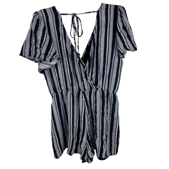 Three Pink Hearts Womens Navy & White Striped Romper Size L 100% Rayon - Picture 3 of 6